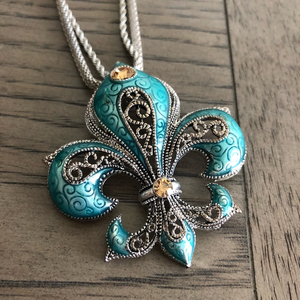 Fleur de lis necklace